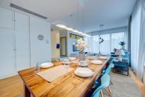 Premium Penthouse E51 3 Schlafzimmer 2 Bäder 103qm PARKING FREE